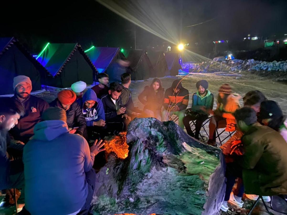 Himtrek Stays, Kasol Luaran gambar