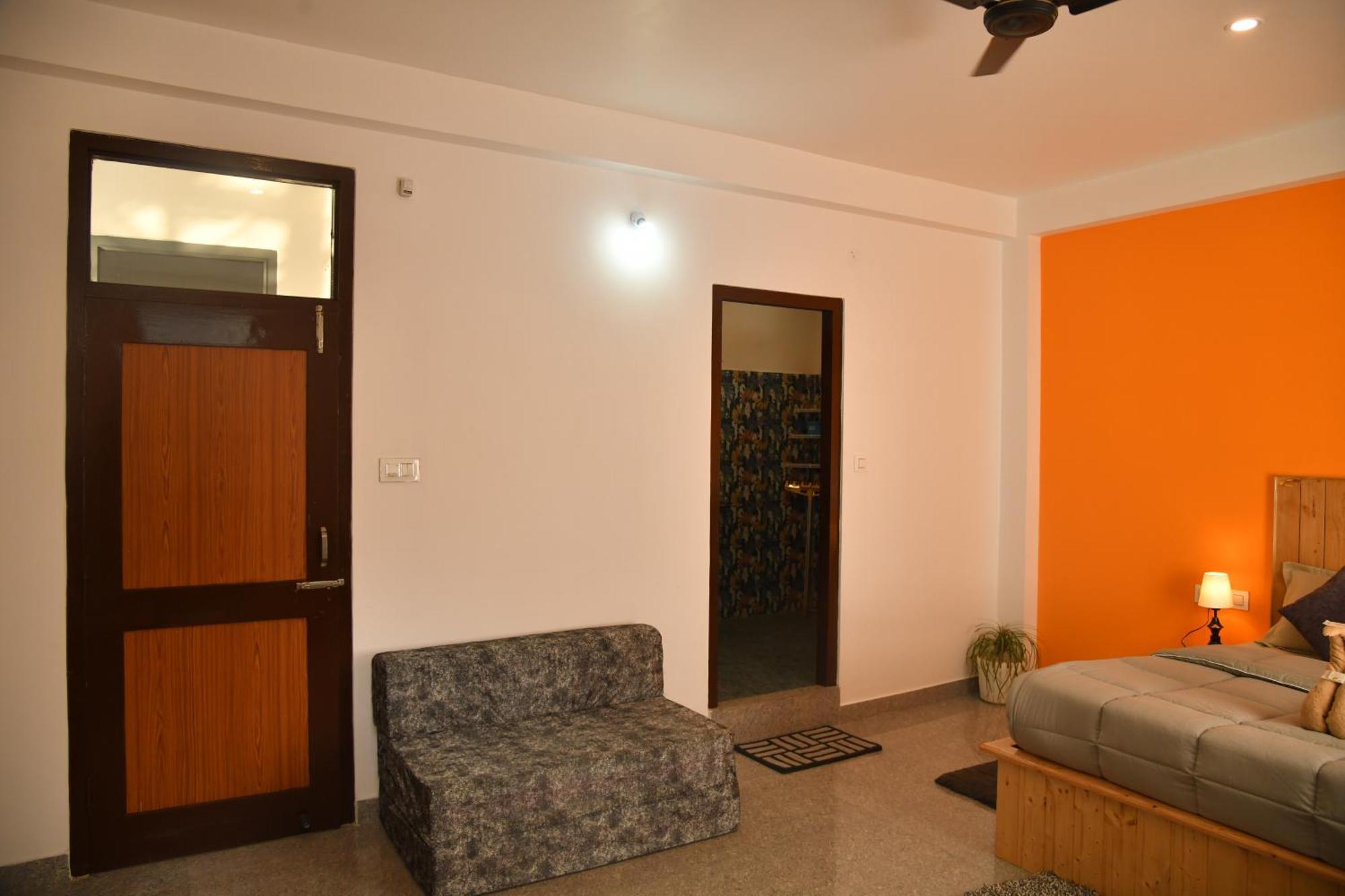 Himtrek Stays, Kasol Luaran gambar