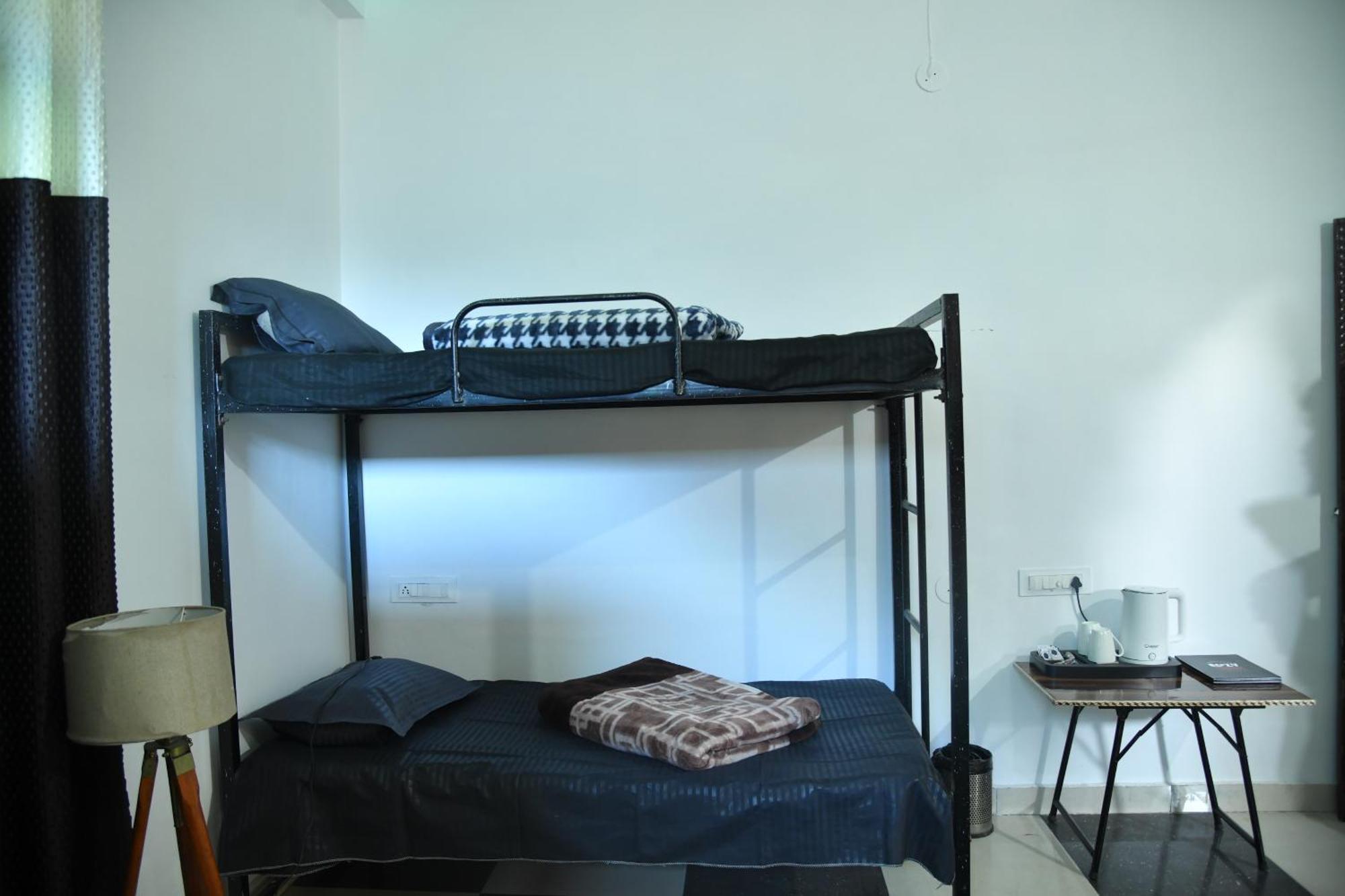 Himtrek Stays, Kasol Luaran gambar