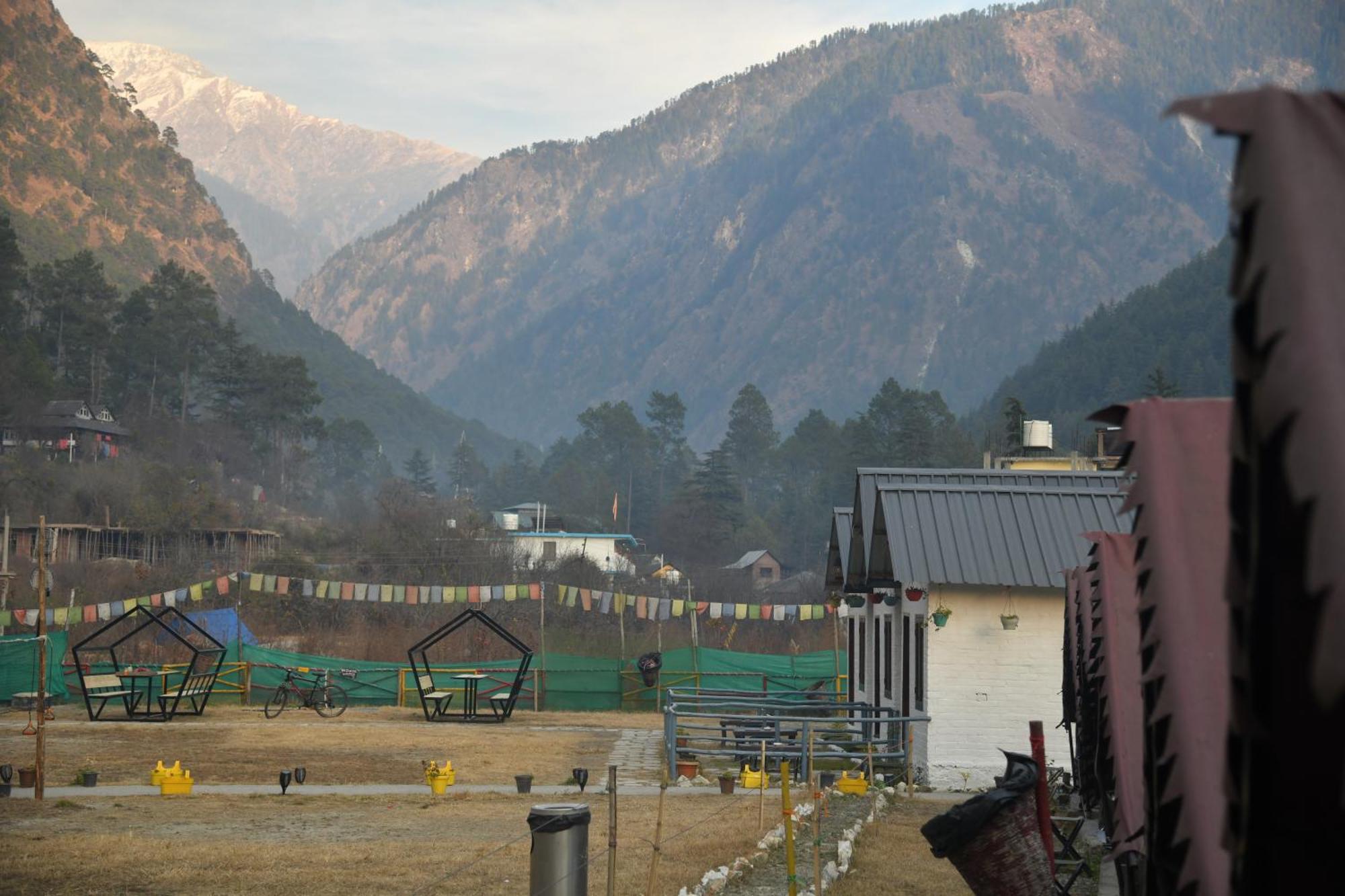 Himtrek Stays, Kasol Luaran gambar