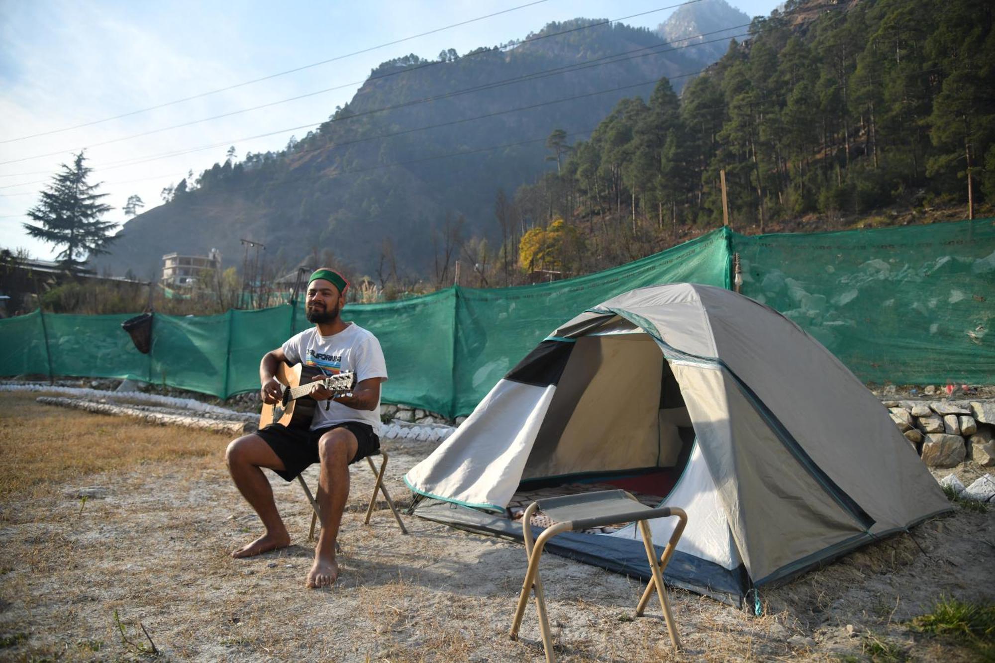 Himtrek Stays, Kasol Luaran gambar
