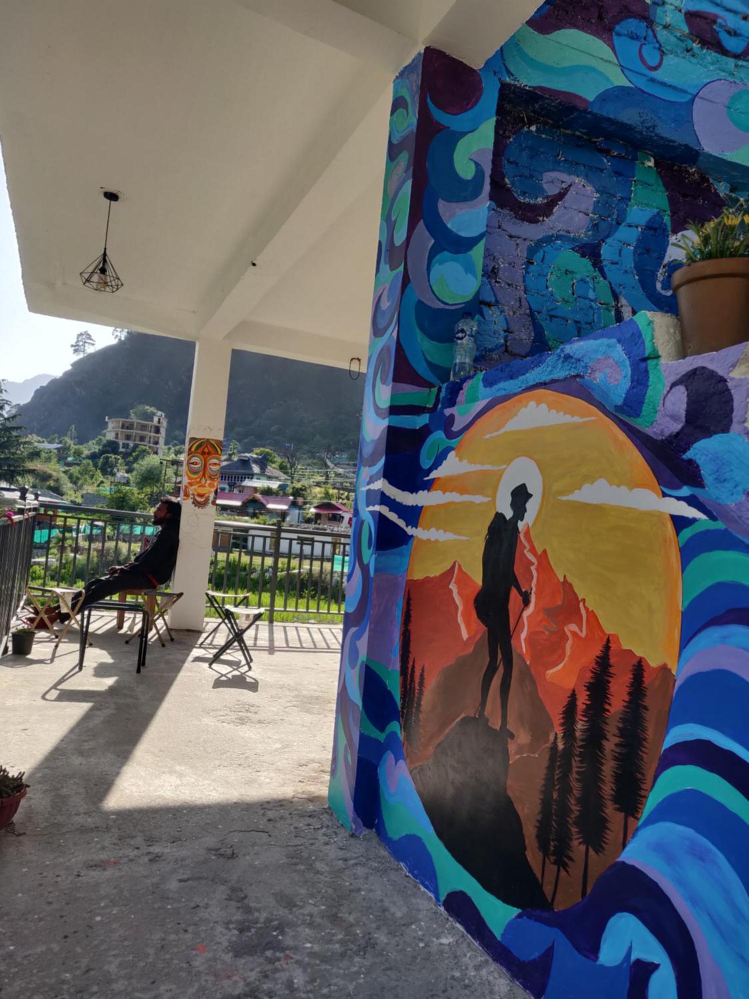 Himtrek Stays, Kasol Luaran gambar