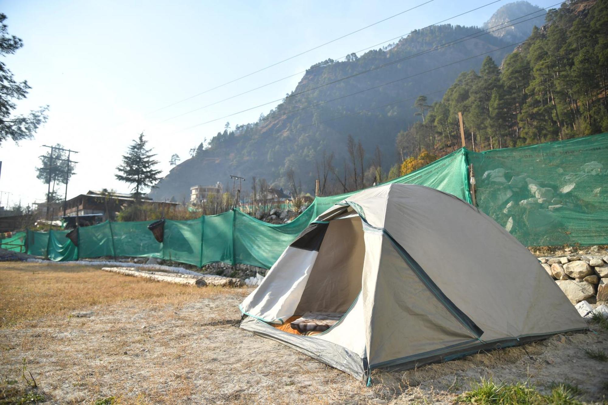 Himtrek Stays, Kasol Luaran gambar