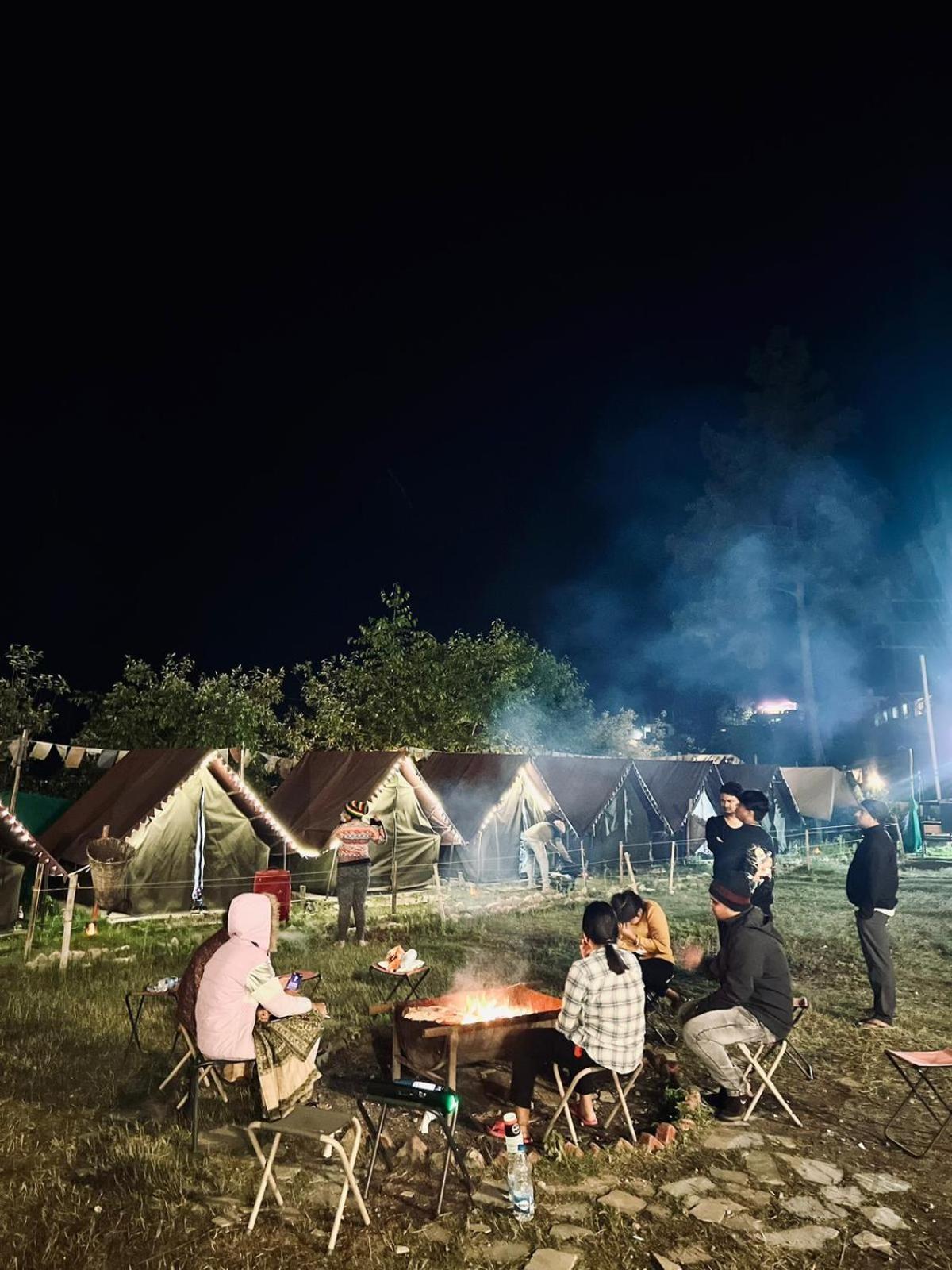 Himtrek Stays, Kasol Luaran gambar